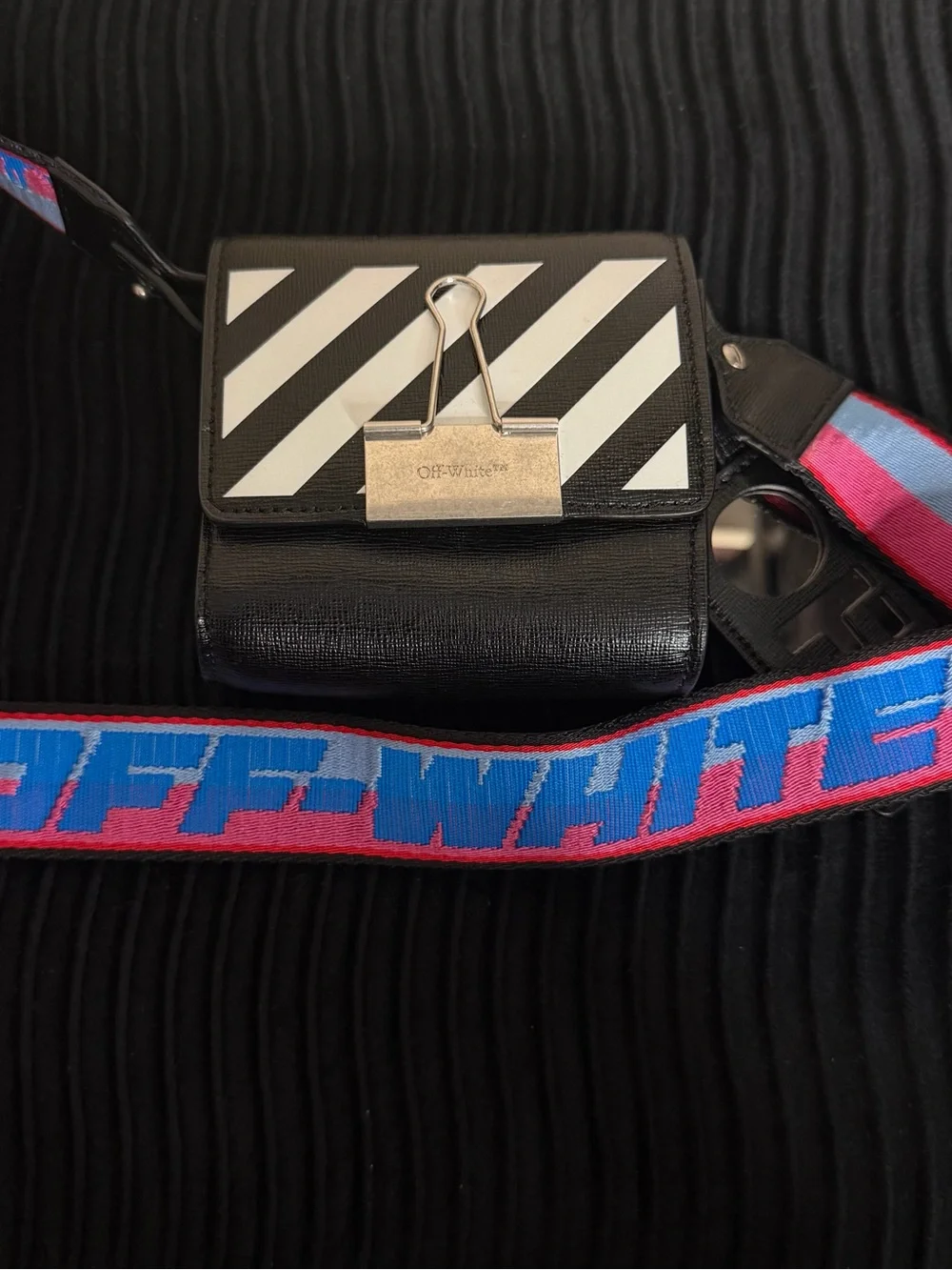 Off-White sleek off